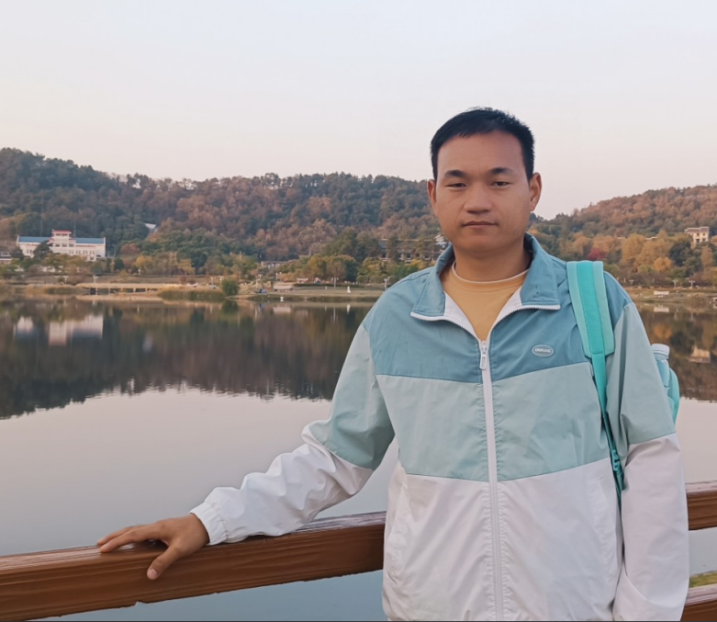 �����������ģ�⽻��